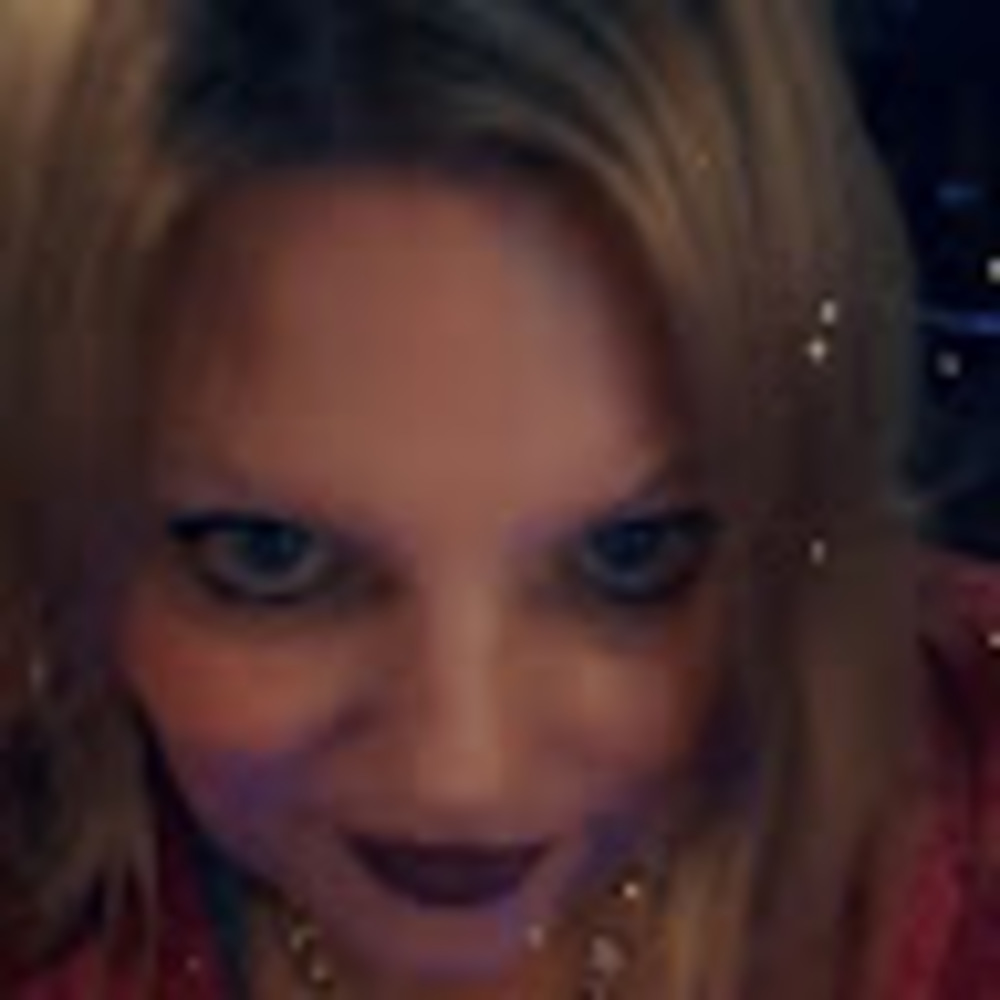 Meet your Posher, Gina